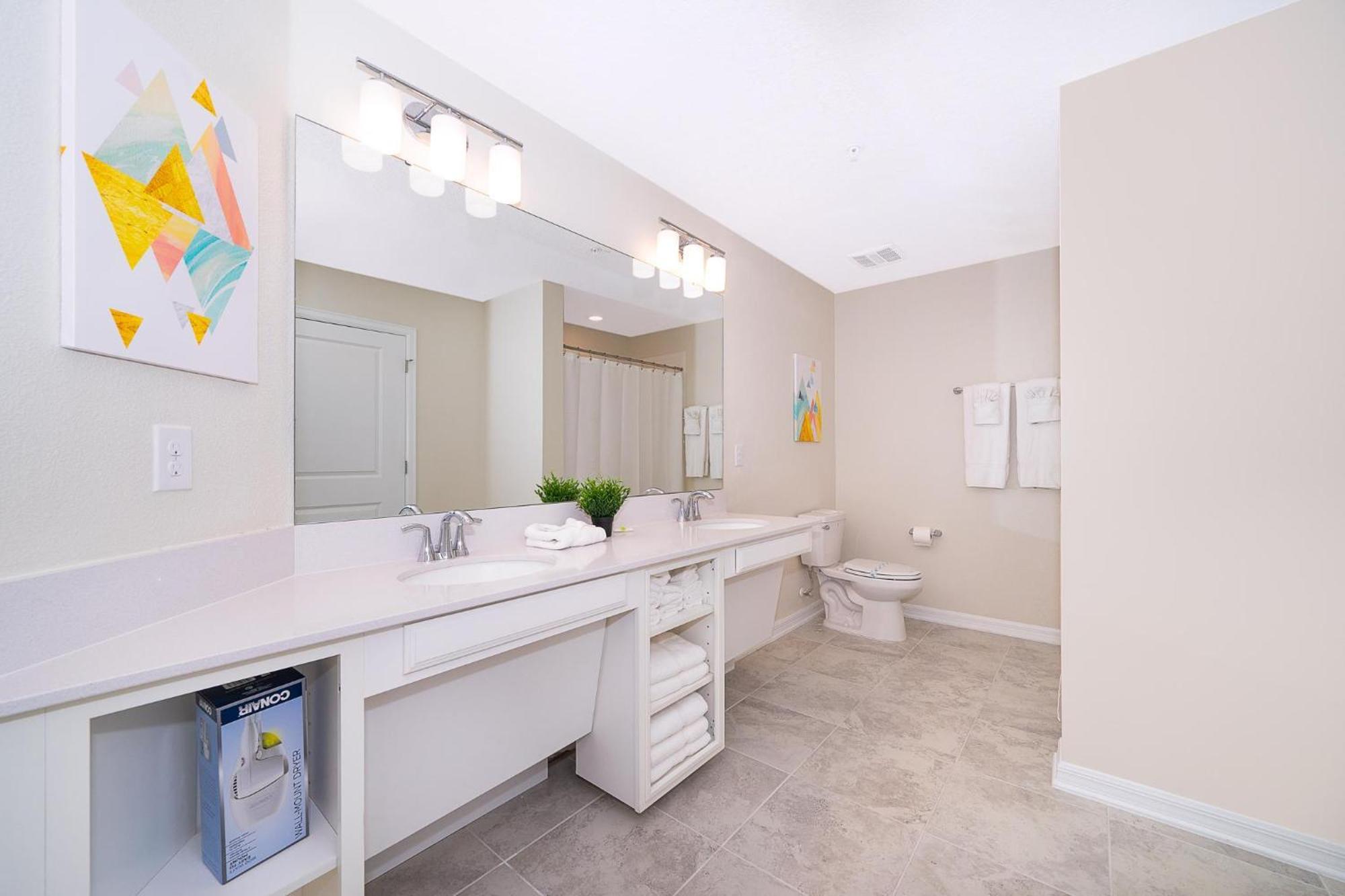 3150-208oh Storey Lake, 3/2 Pool View * Kissimmee